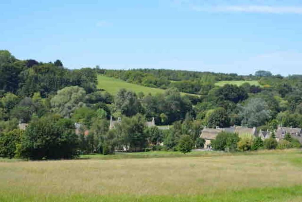 The Old Manor Coach House Leilighet Cirencester Eksteriør bilde