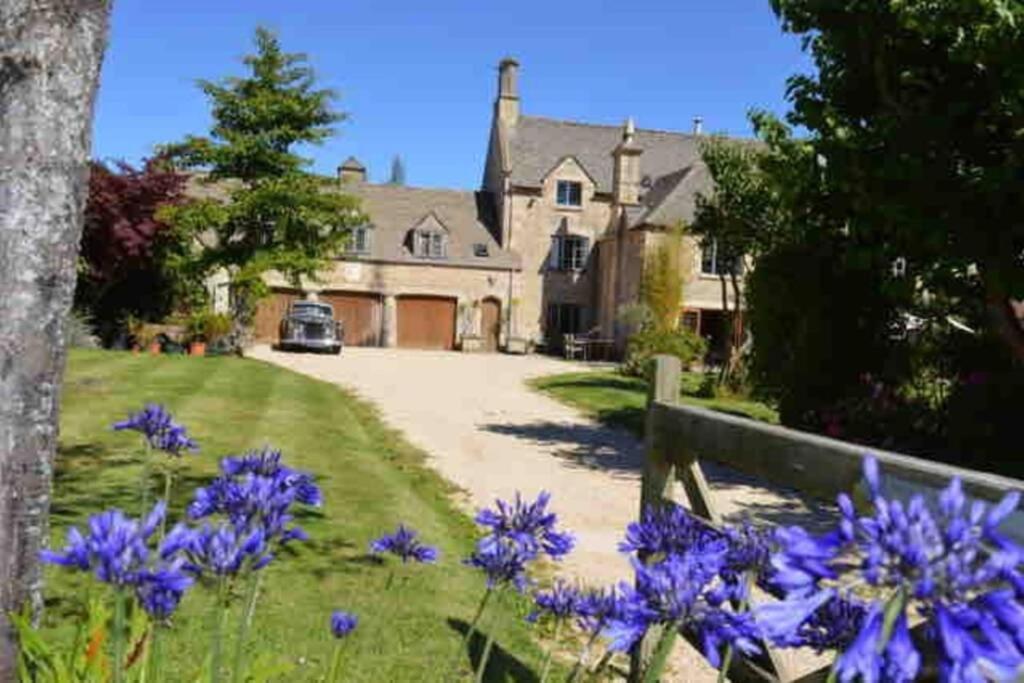 The Old Manor Coach House Leilighet Cirencester Eksteriør bilde