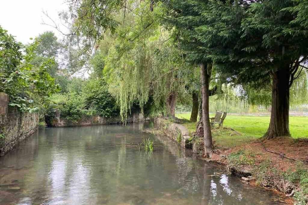 The Old Manor Coach House Leilighet Cirencester Eksteriør bilde